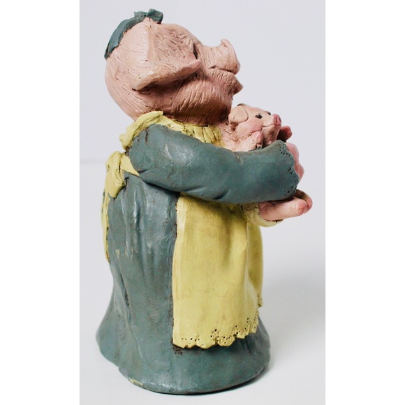 Sarah’s Attic Collectible Decor Mama Pig & Piglets - Picture 3 of 5